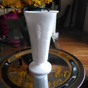 Vintage Milkglass Vase